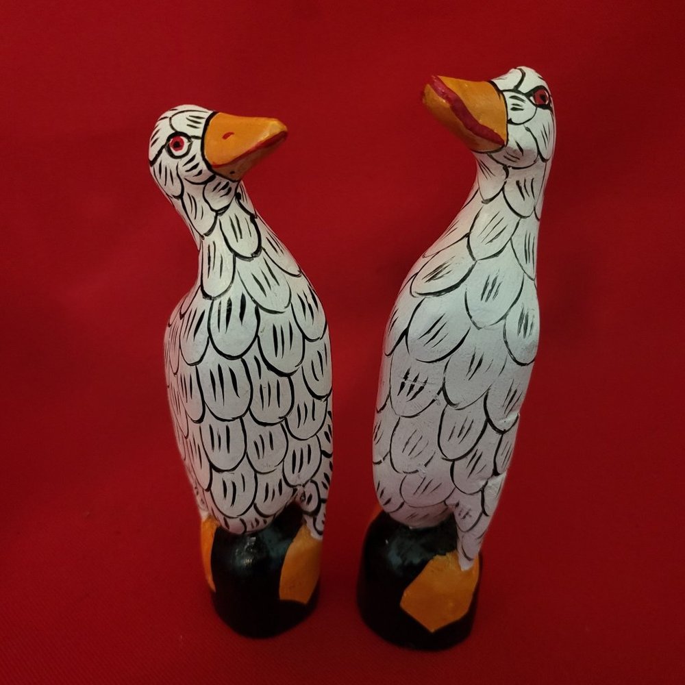 Hand Carved Hand Painted Wood Swans Duck Goose Set of 2